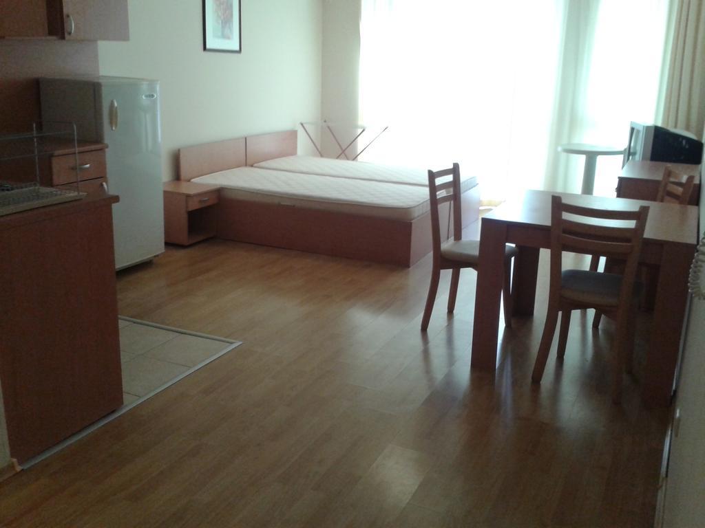 Panorama Beach Apartments Nesebar Room photo