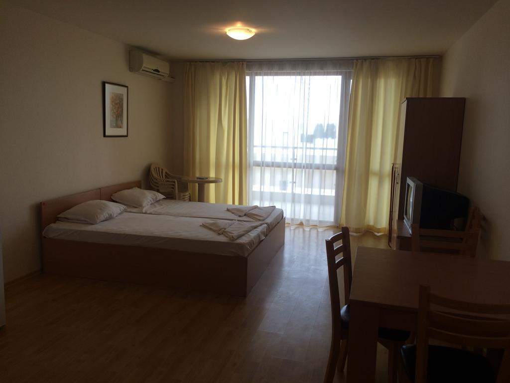 Panorama Beach Apartments Nesebar Room photo